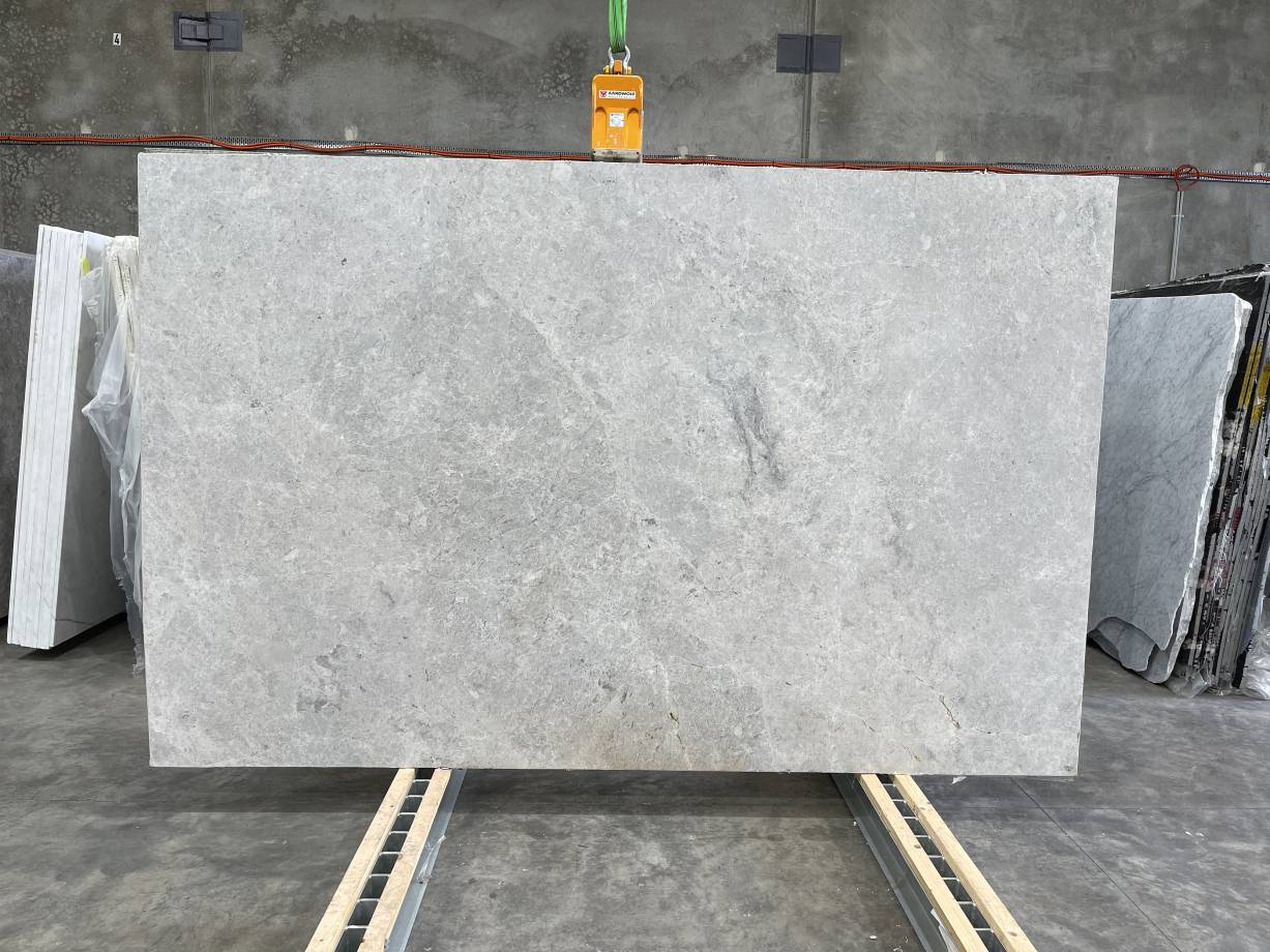 Tundra Light Limestone