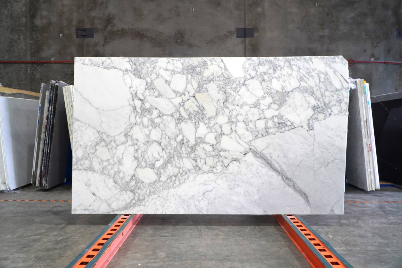Arabescato Fanastico Marble Honed