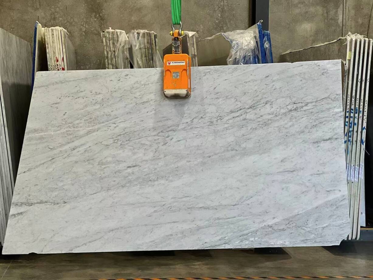 Bianco Carrara C Premium Honed